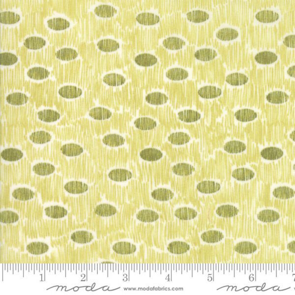 A Poppy Mae Leaf Green Oval Dots Moda quilt