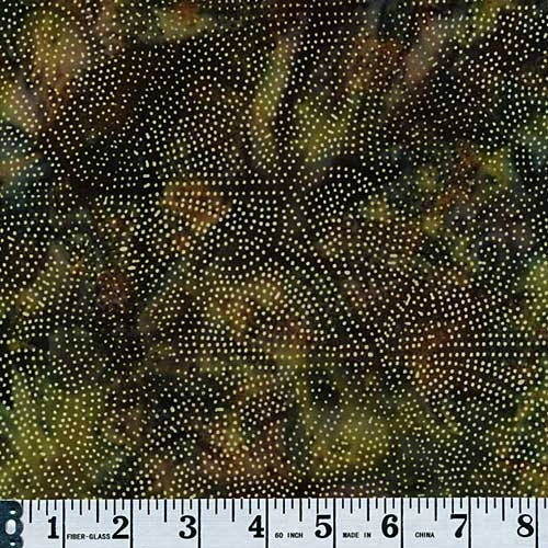 A Hoffman Swirly Dots Mulberry quilt